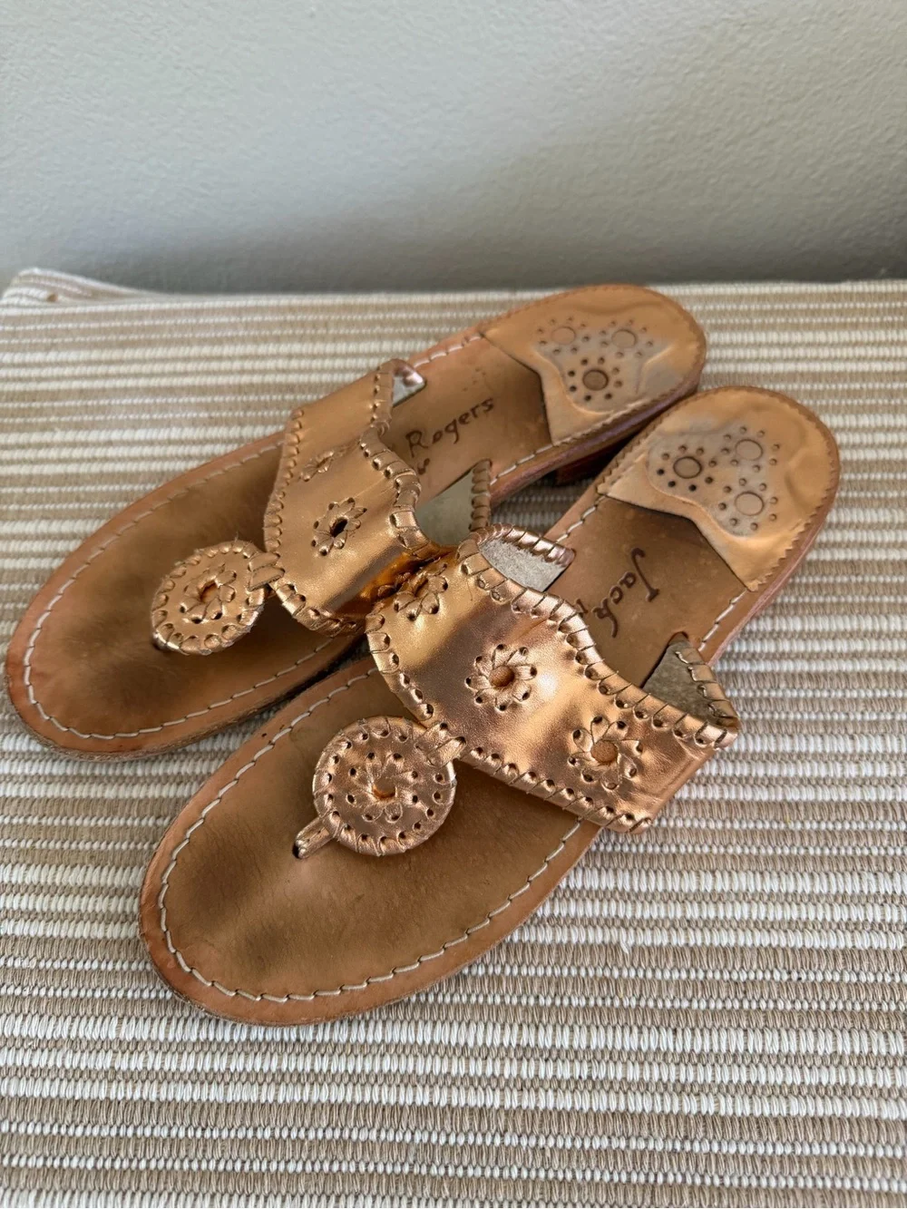Jack Rogers Metallic Rose Gold Leather Thong Sandals